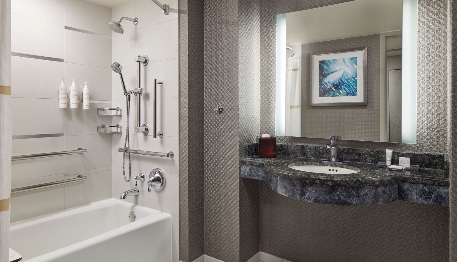 Zimmer - Crystal Gateway Marriott