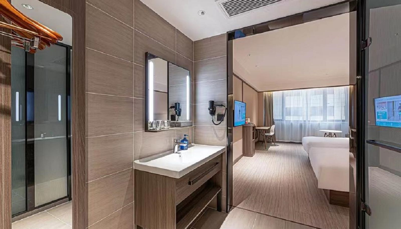 Zimmer - Hanting Lianyungang East Jiefang Road Wanrun Street Hotel