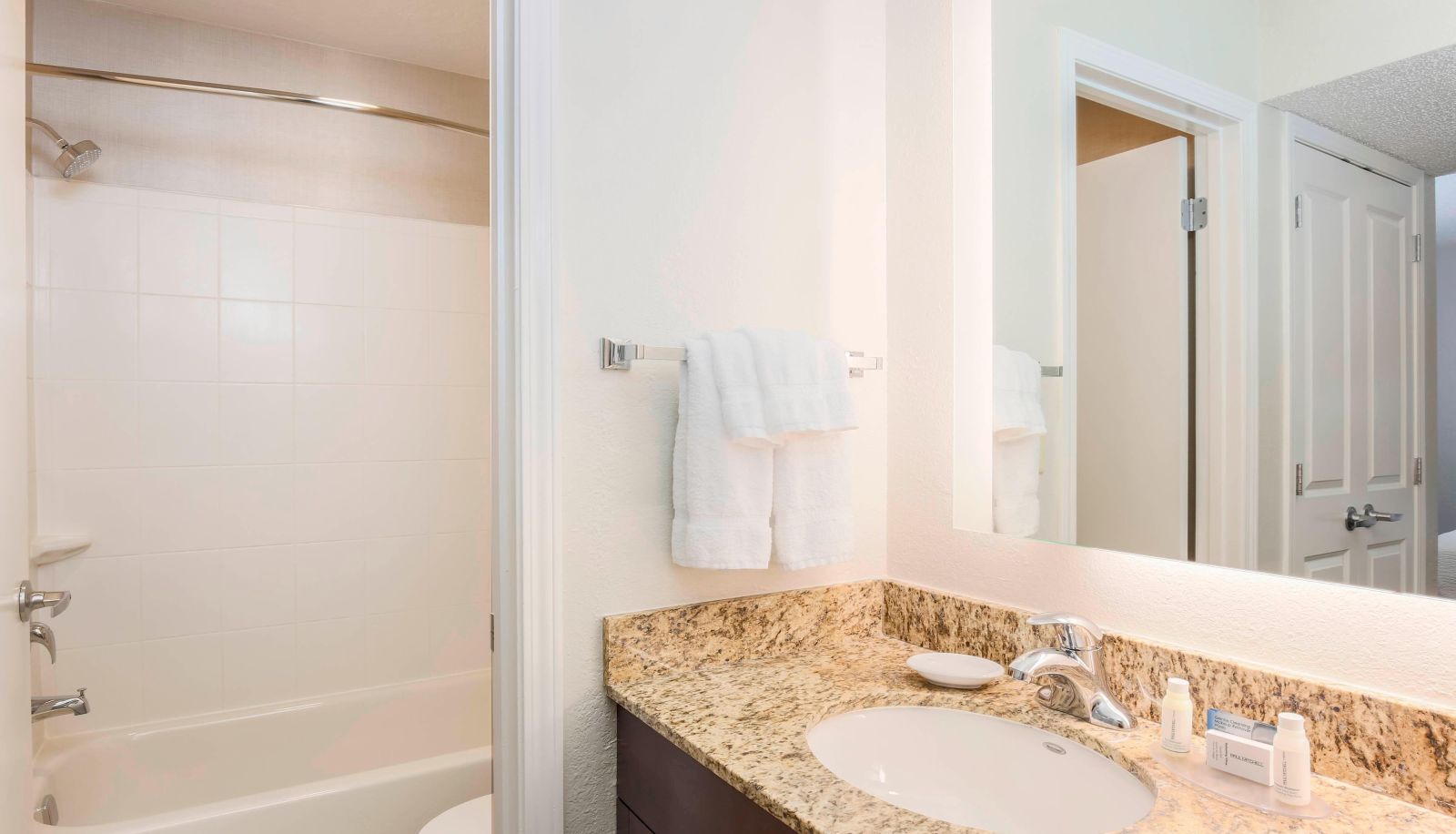 Camera - Residence Inn by Marriott Boston North Shore/Danvers