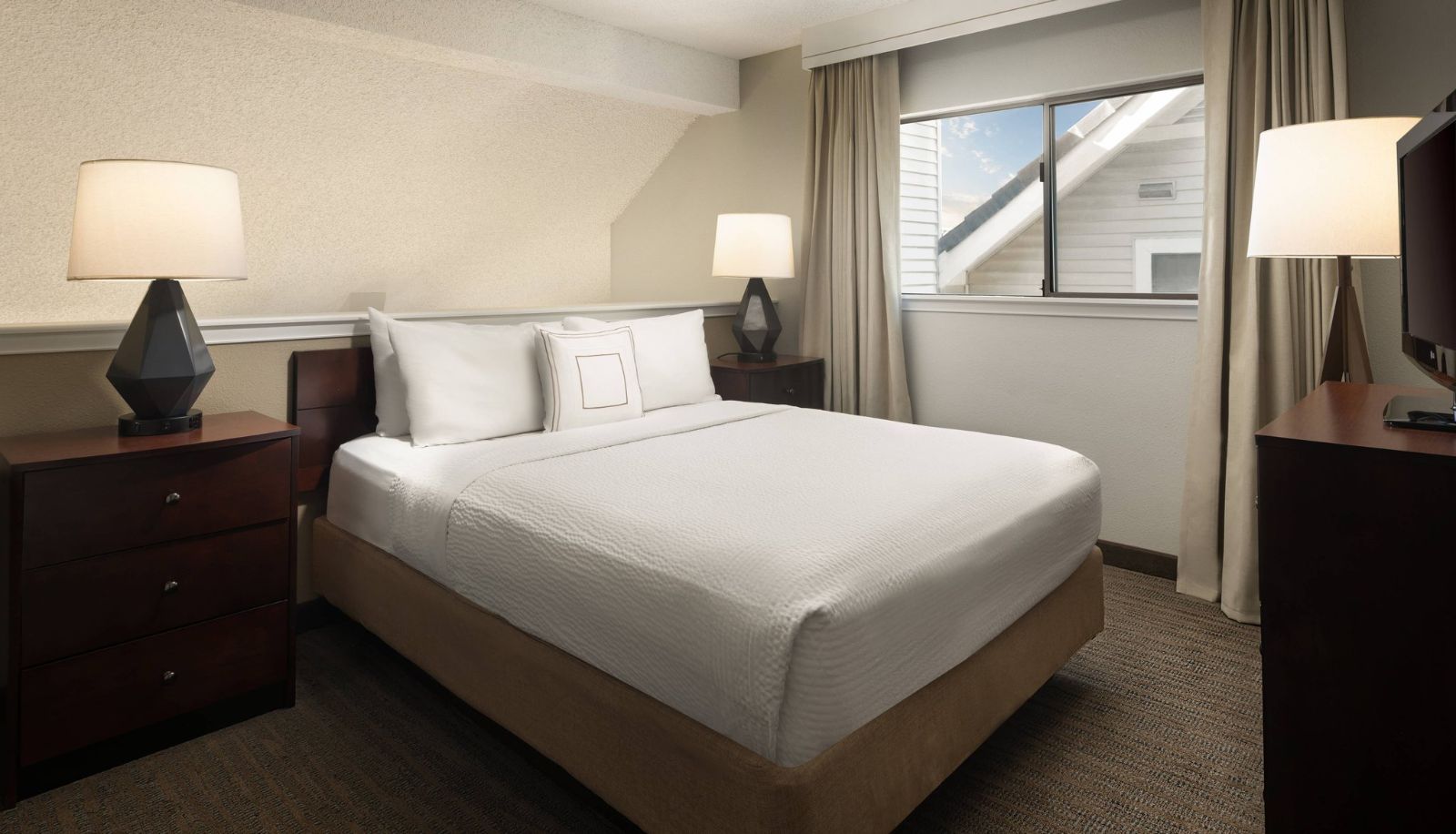 Camera - Residence Inn by Marriott Seattle Bellevue
