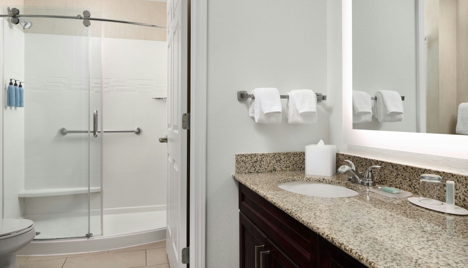 Zimmer - Residence Inn by Marriott Charlotte Uptown