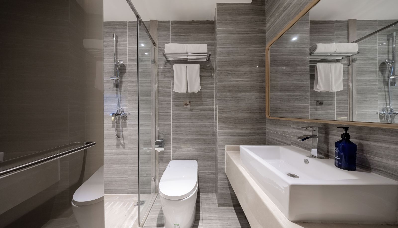 Camera - Xingcheng Beijing Yanqi Lake Development Zone Hotel