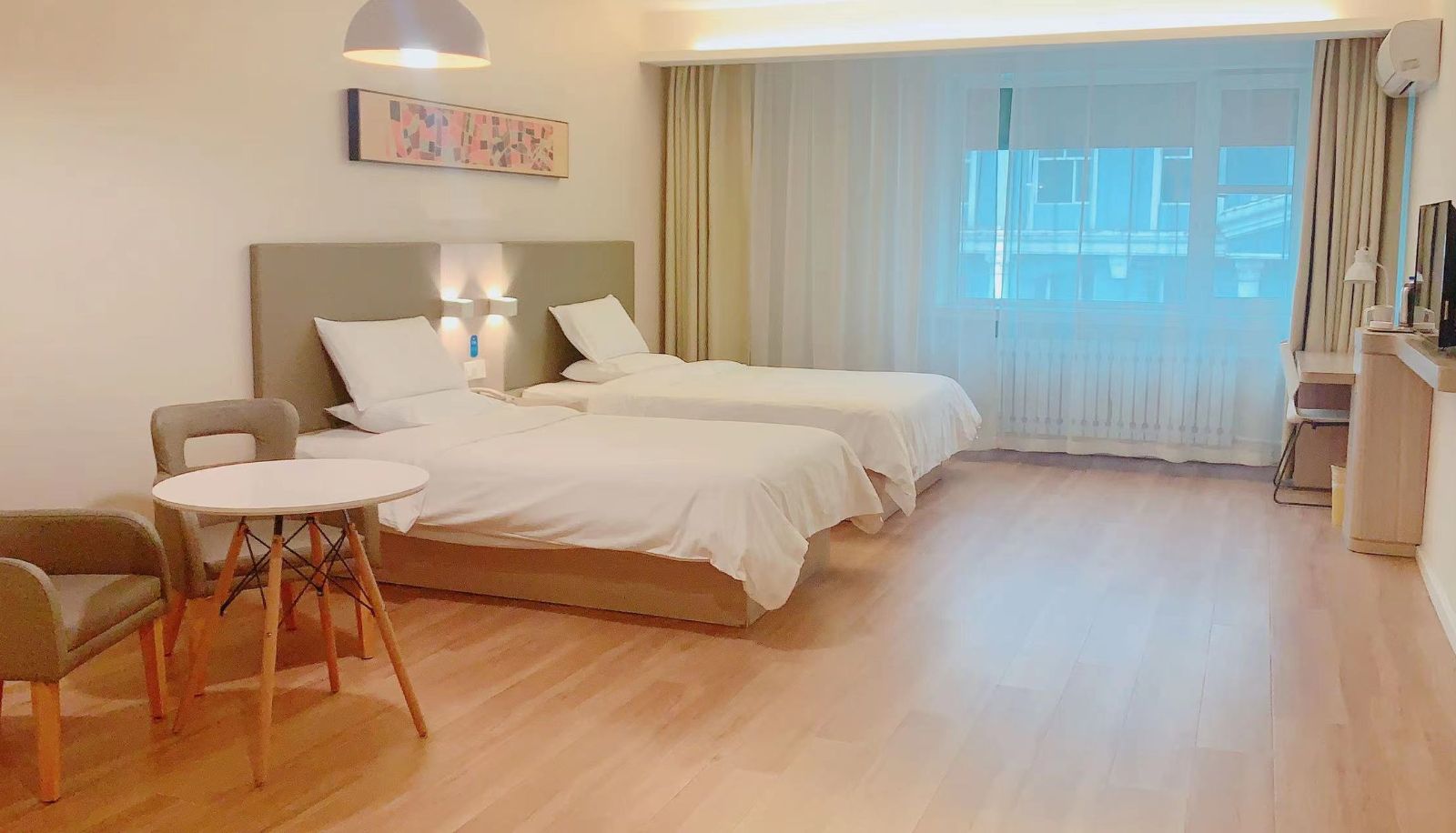 Zimmer - Hanting Shuangyashan Railway Station Hotel (former Xinxing Street store)