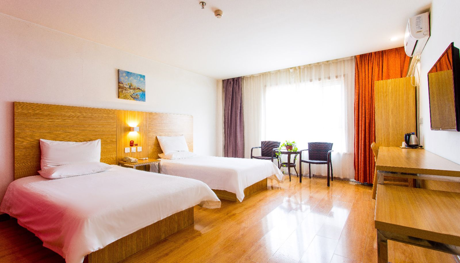Zimmer - Yilai Lanzhou Zhangye Road Pedestrian Street Xiguan Subway Station Hotel