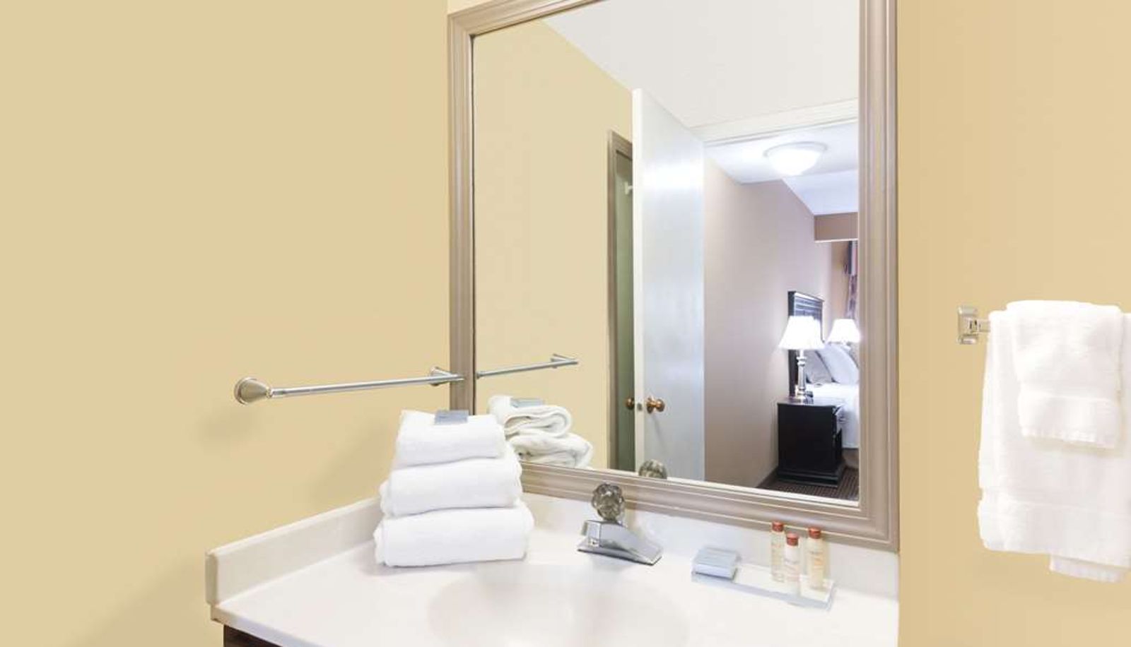 Room - Hawthorn Extended Stay by Wyndham Dayton