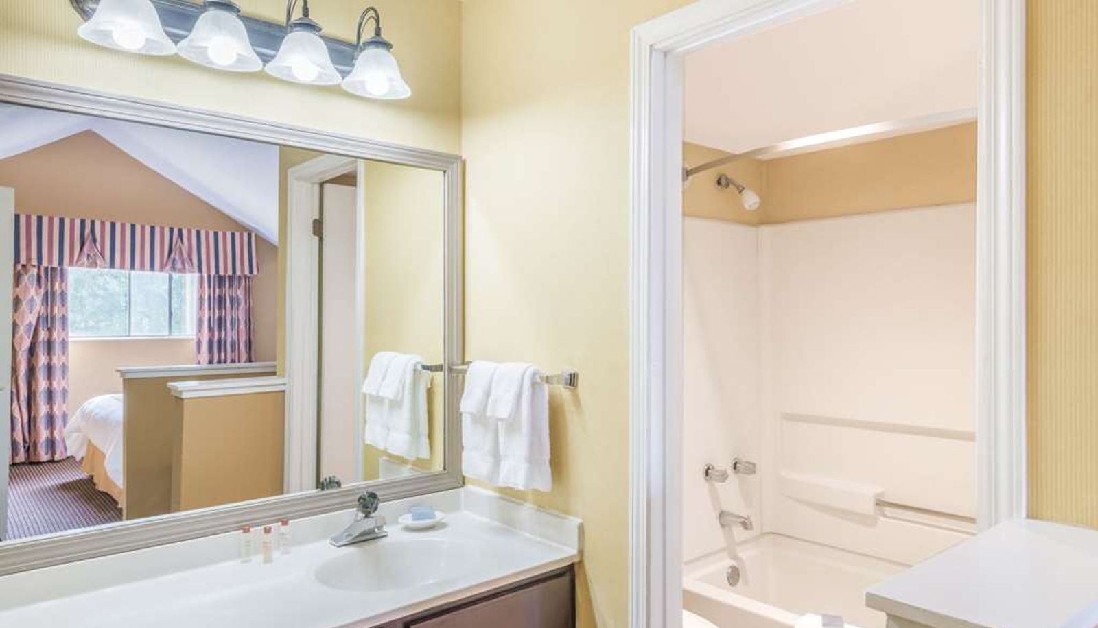 Room - Hawthorn Extended Stay by Wyndham Dayton