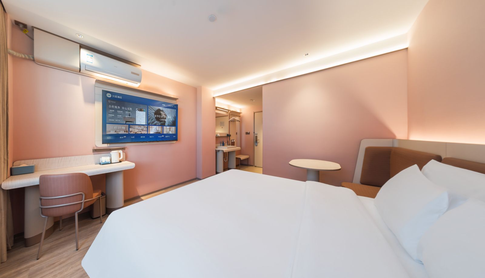 Camera - New Hualian Plaza Hotel of Hanting Yinchuan railway station