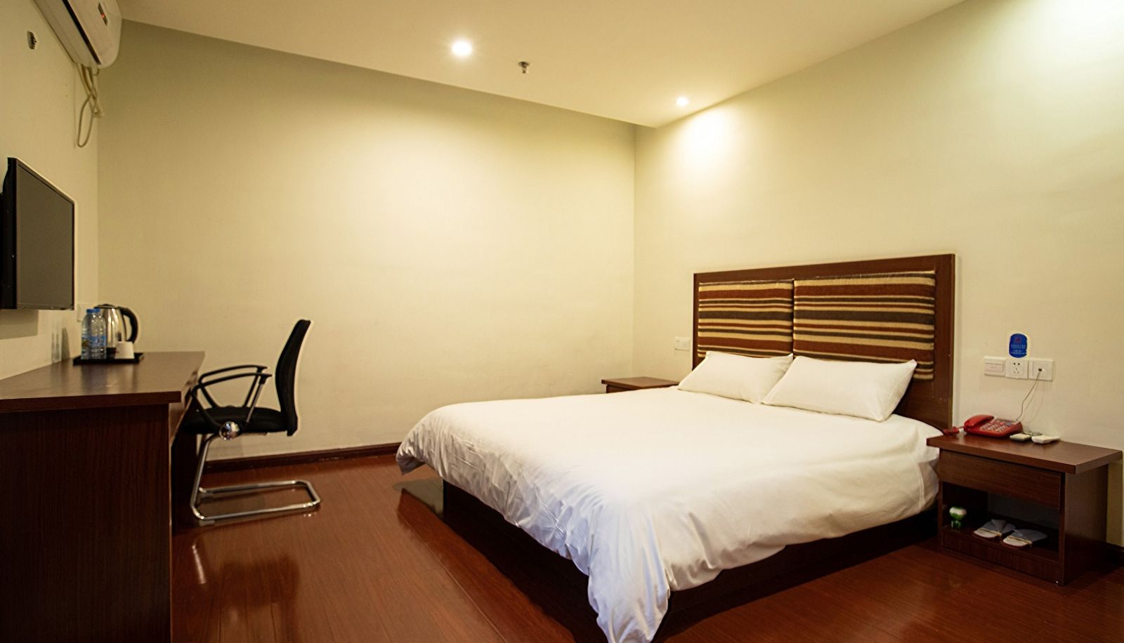 Zimmer - Yilaianji Shengli East Road Hotel