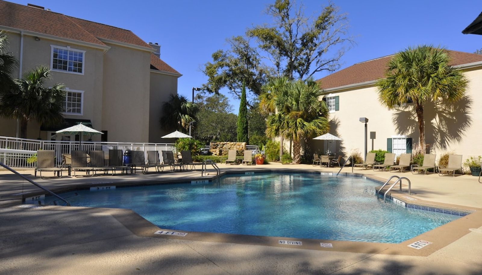 Pool - Palmera Inn and Suites