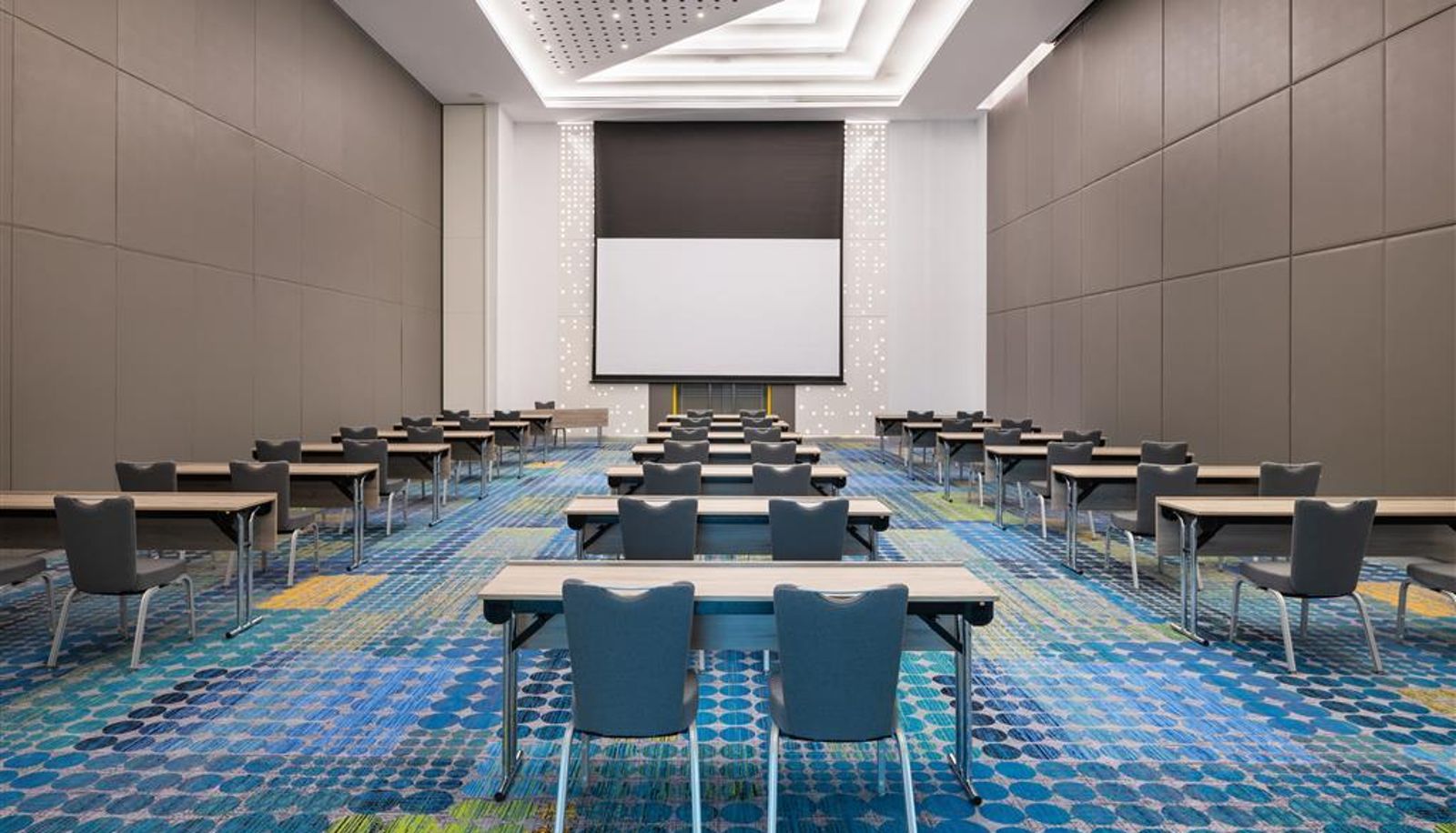 Konferenzraum - Radisson RED Hotel Dubai Silicon Oasis