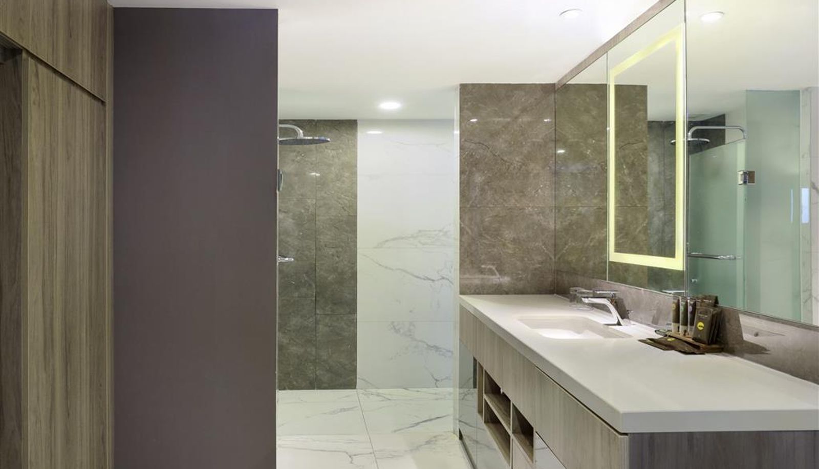 Zimmer - Novotel Suites Yogyakarta Malioboro