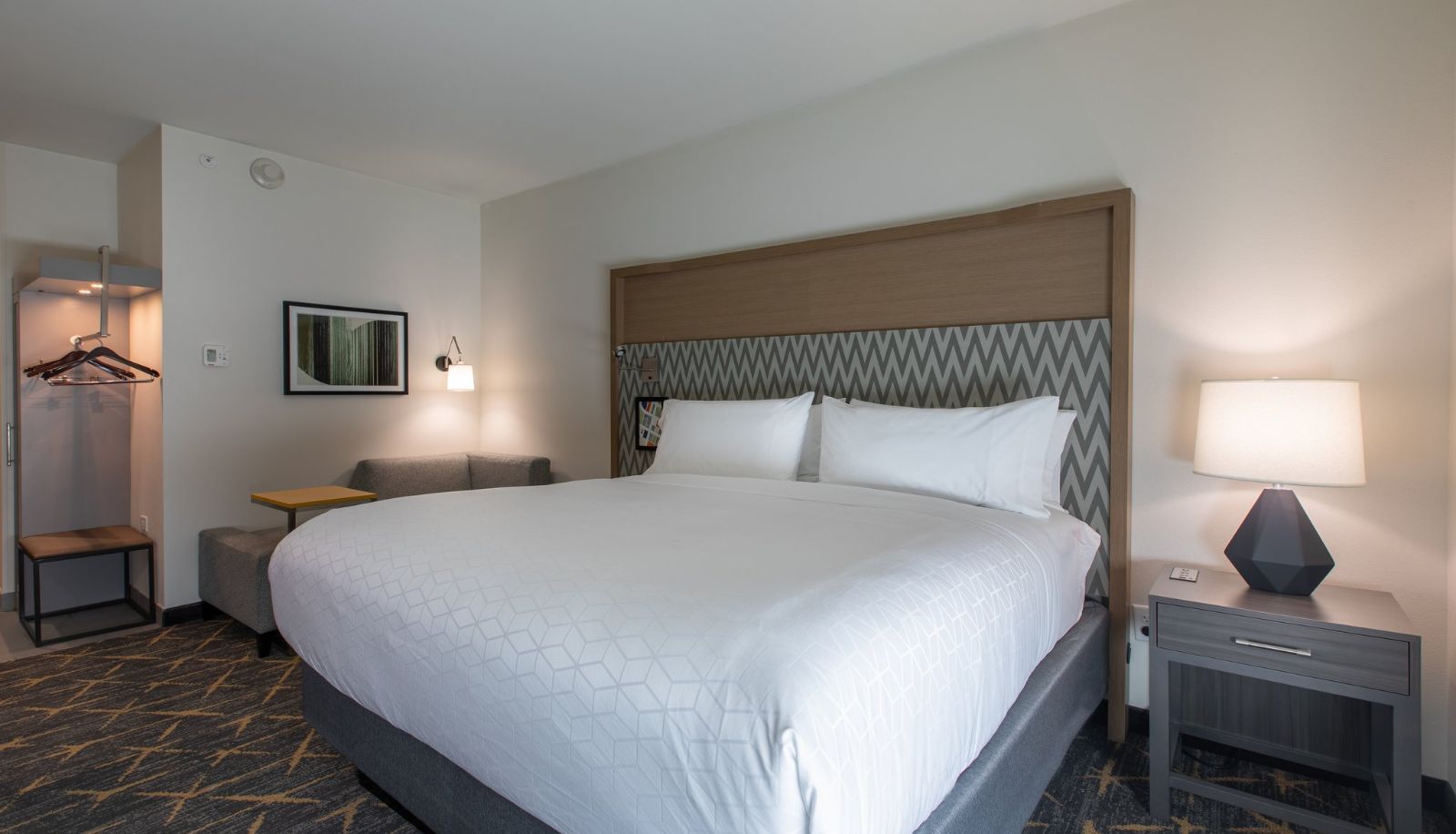 Zimmer - Holiday Inn GREENVILLE - WOODRUFF ROAD by IHG