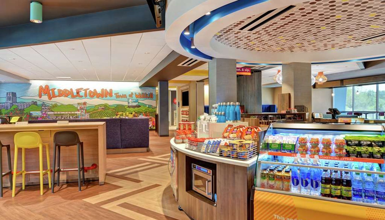 Lobby - Tru by Hilton Middletown