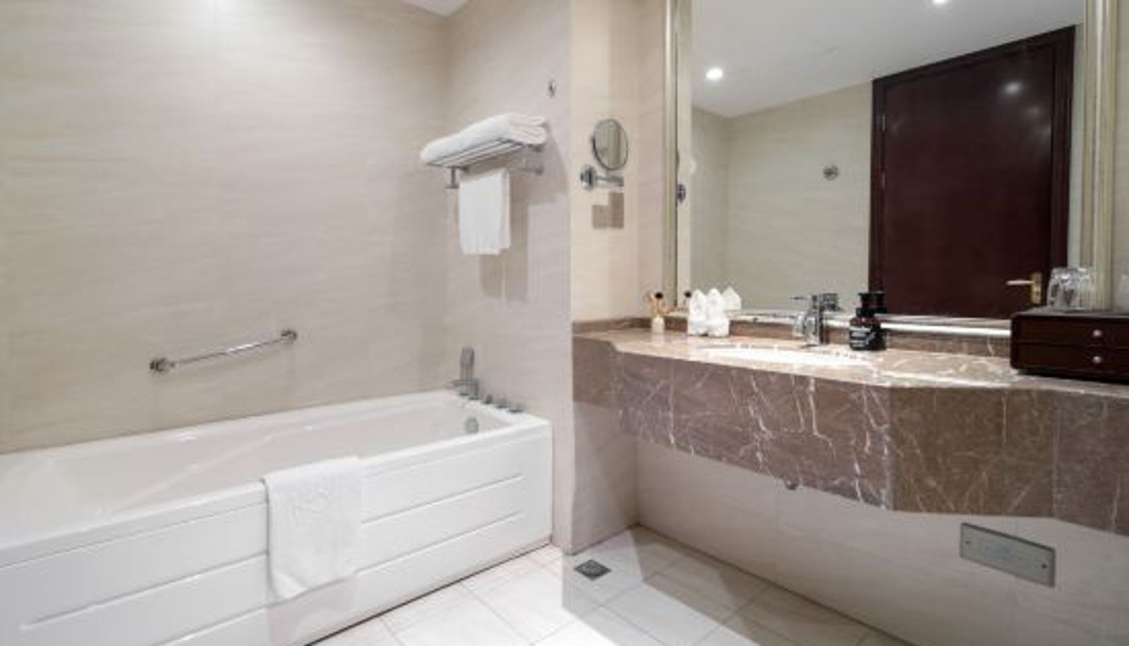 Room - Changzhou Taihuwan Grand Kingtown Hotel