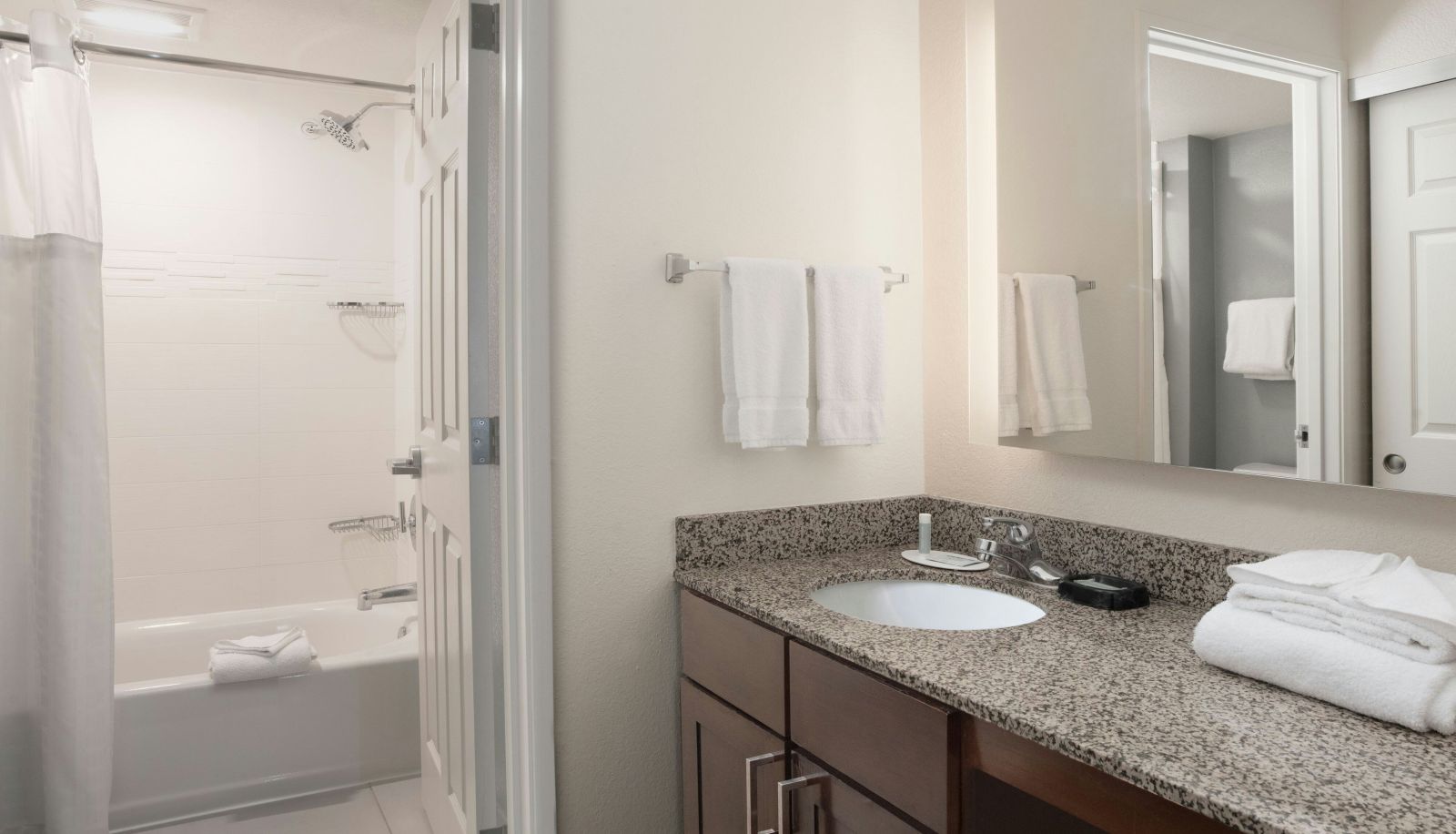 Room - Residence Inn by Marriott San Antonio Airport Alamo Heights