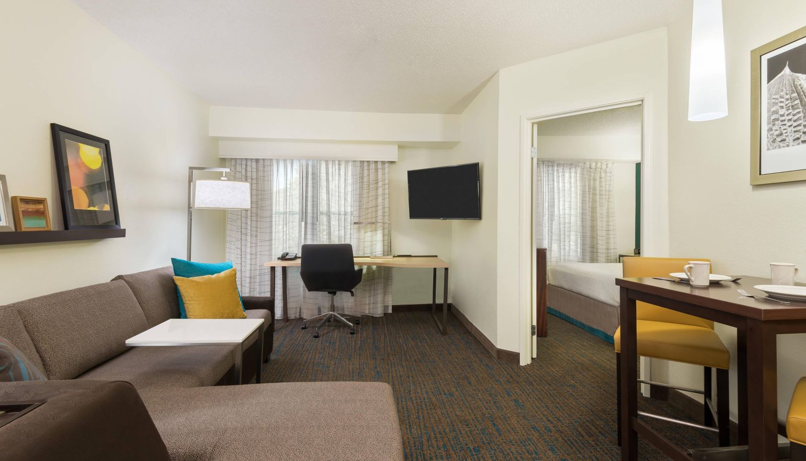 Zimmer - Residence Inn by Marriott Savannah Midtown