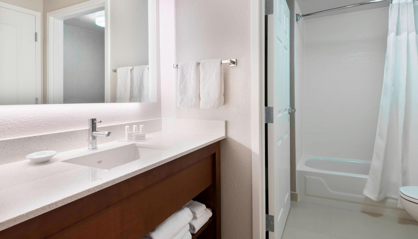 Room - Residence Inn by Marriott Tampa at USF/Medical Center