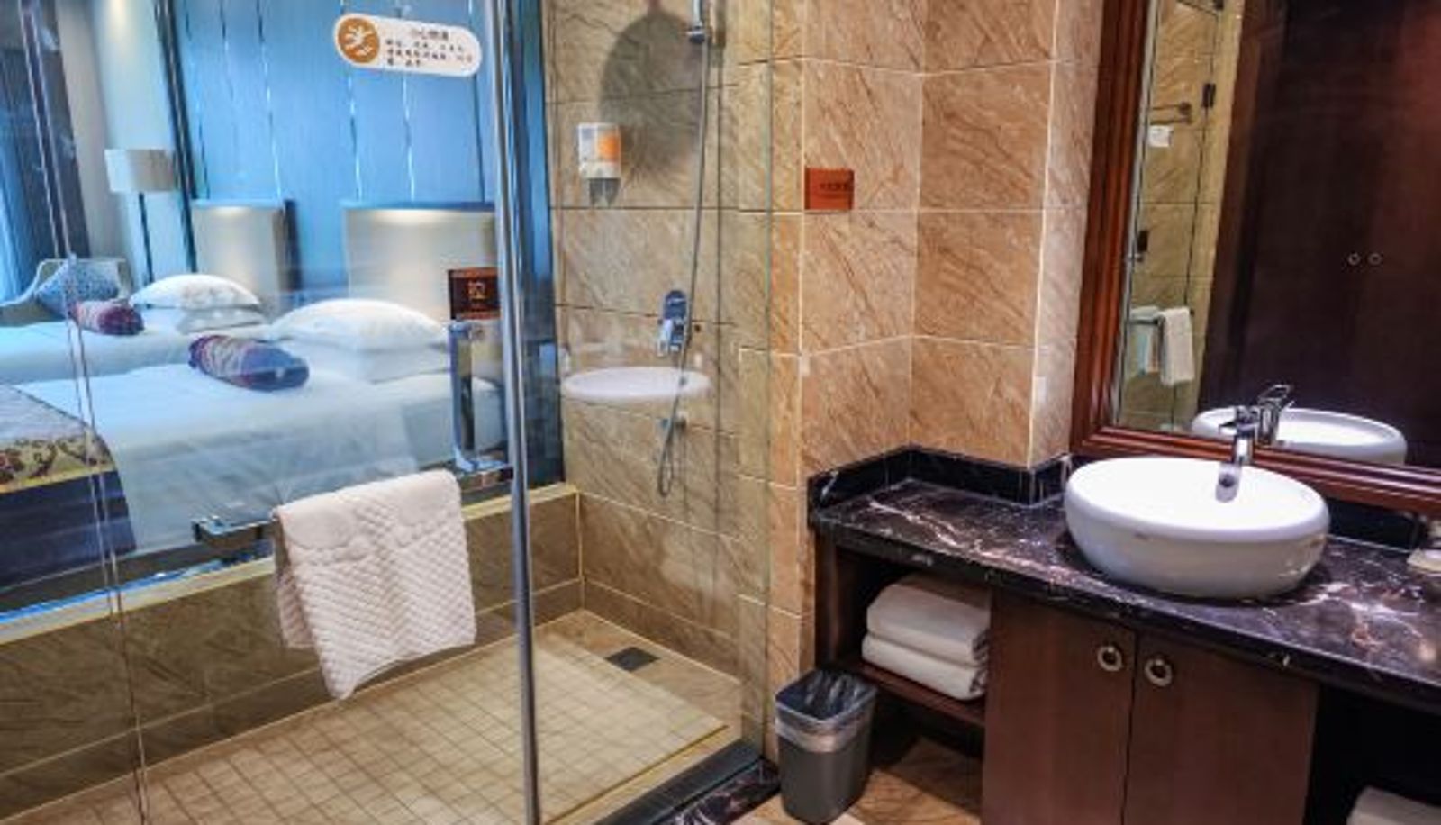 Habitación - Luzhou Fengzeyuan Hotel