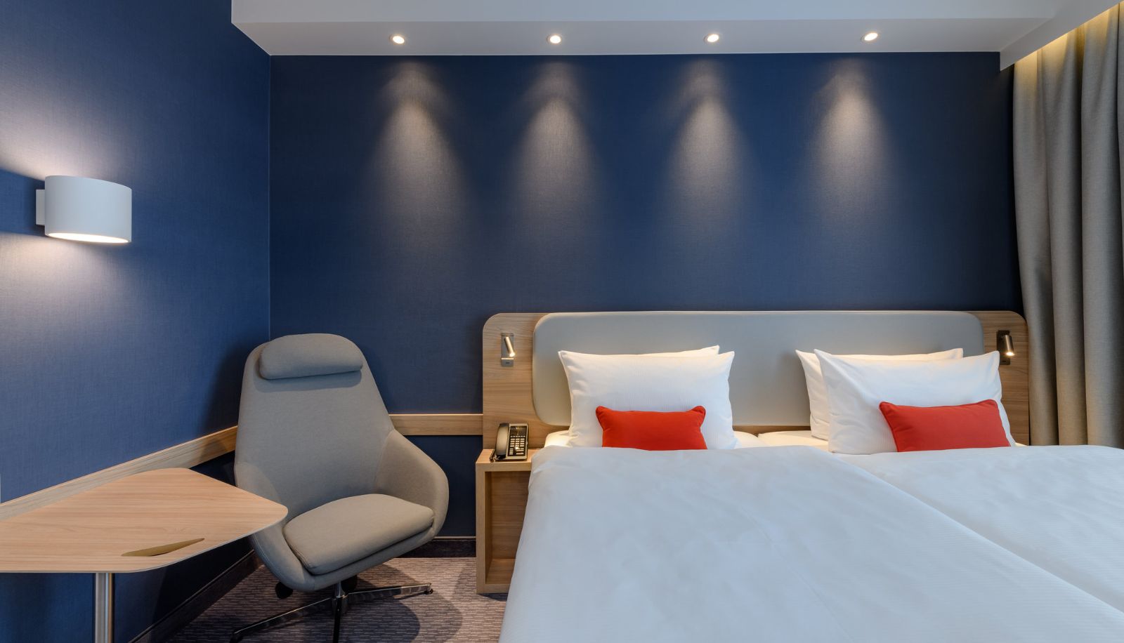 Zimmer - Premier Inn Gottingen