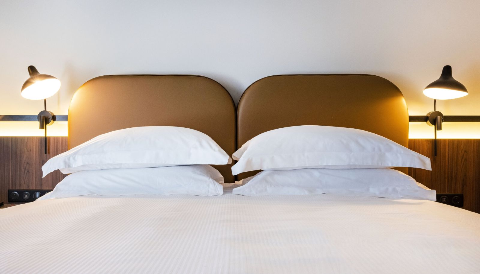 Room - Crowne Plaza NICE - GRAND ARENAS by IHG