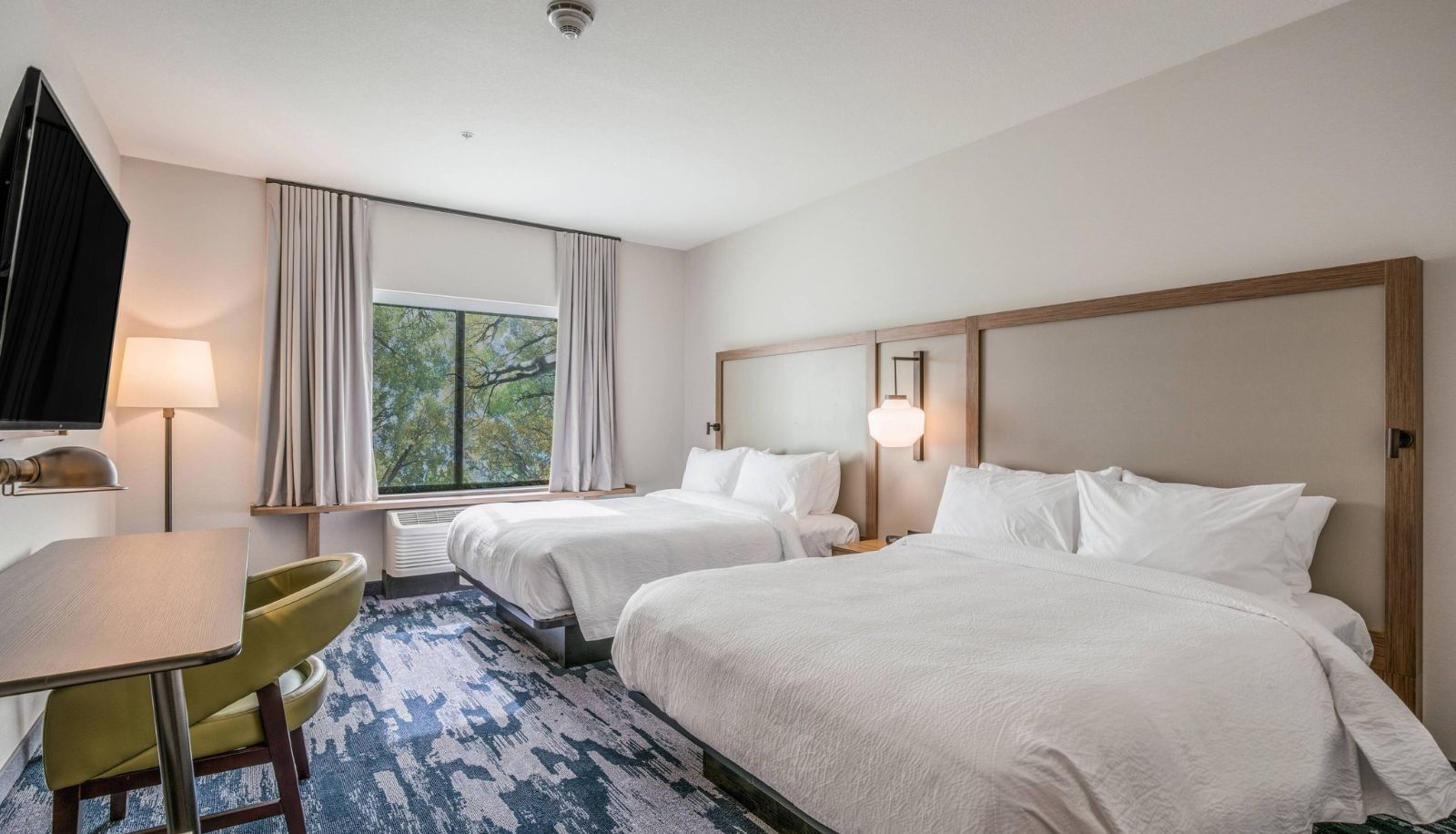 Camera - Fairfield by Marriott Inn and Suites Whitewater