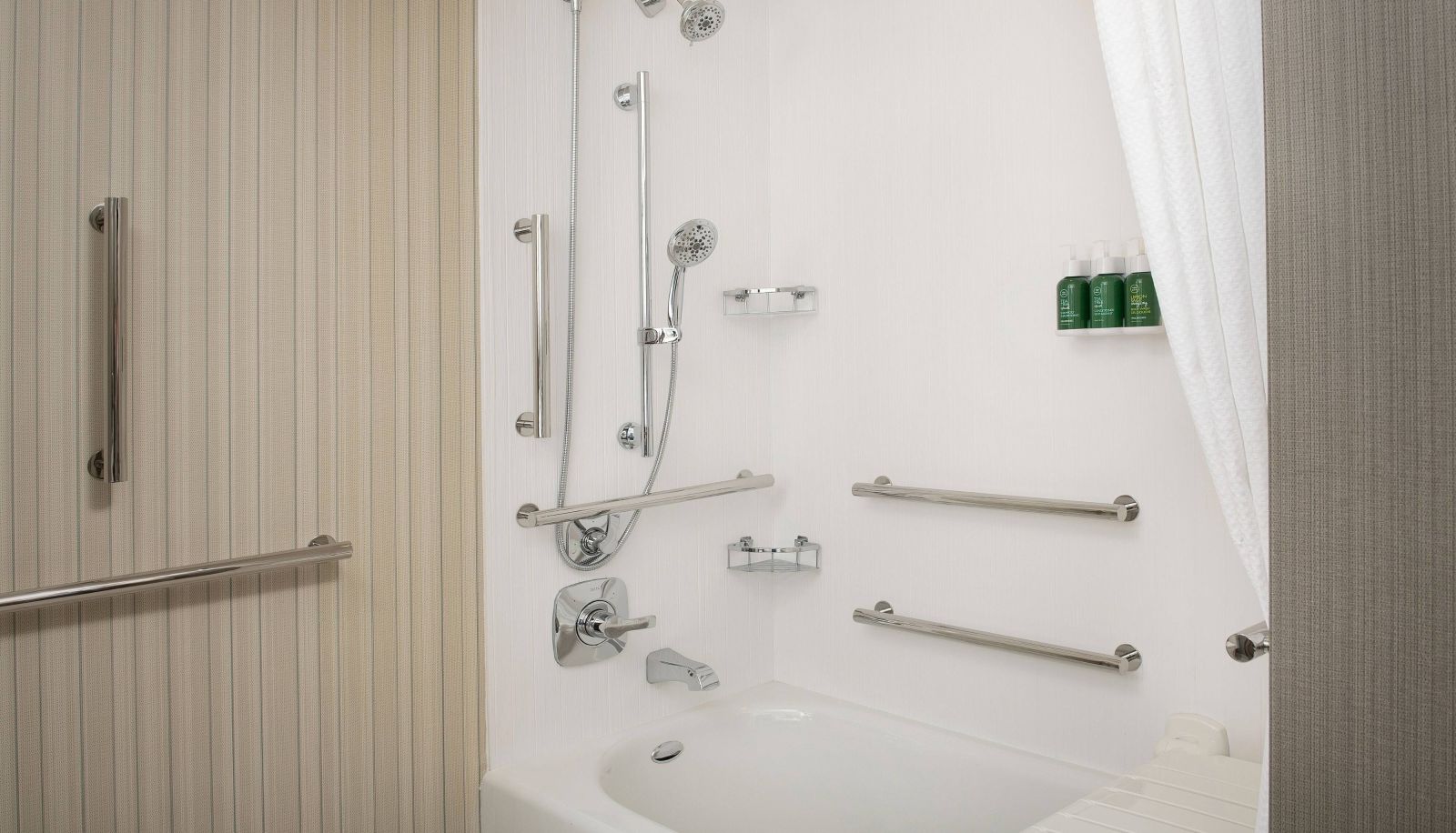 Zimmer - Courtyard by Marriott Portland East