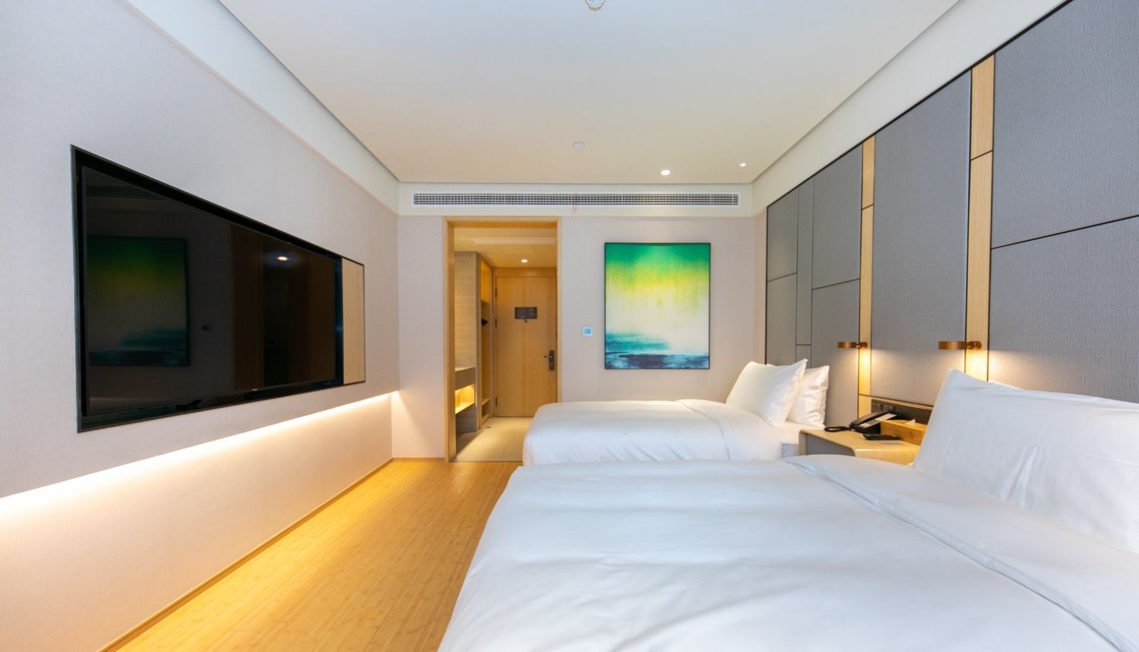 Info - All season Qianhu hotel of Nanchang University