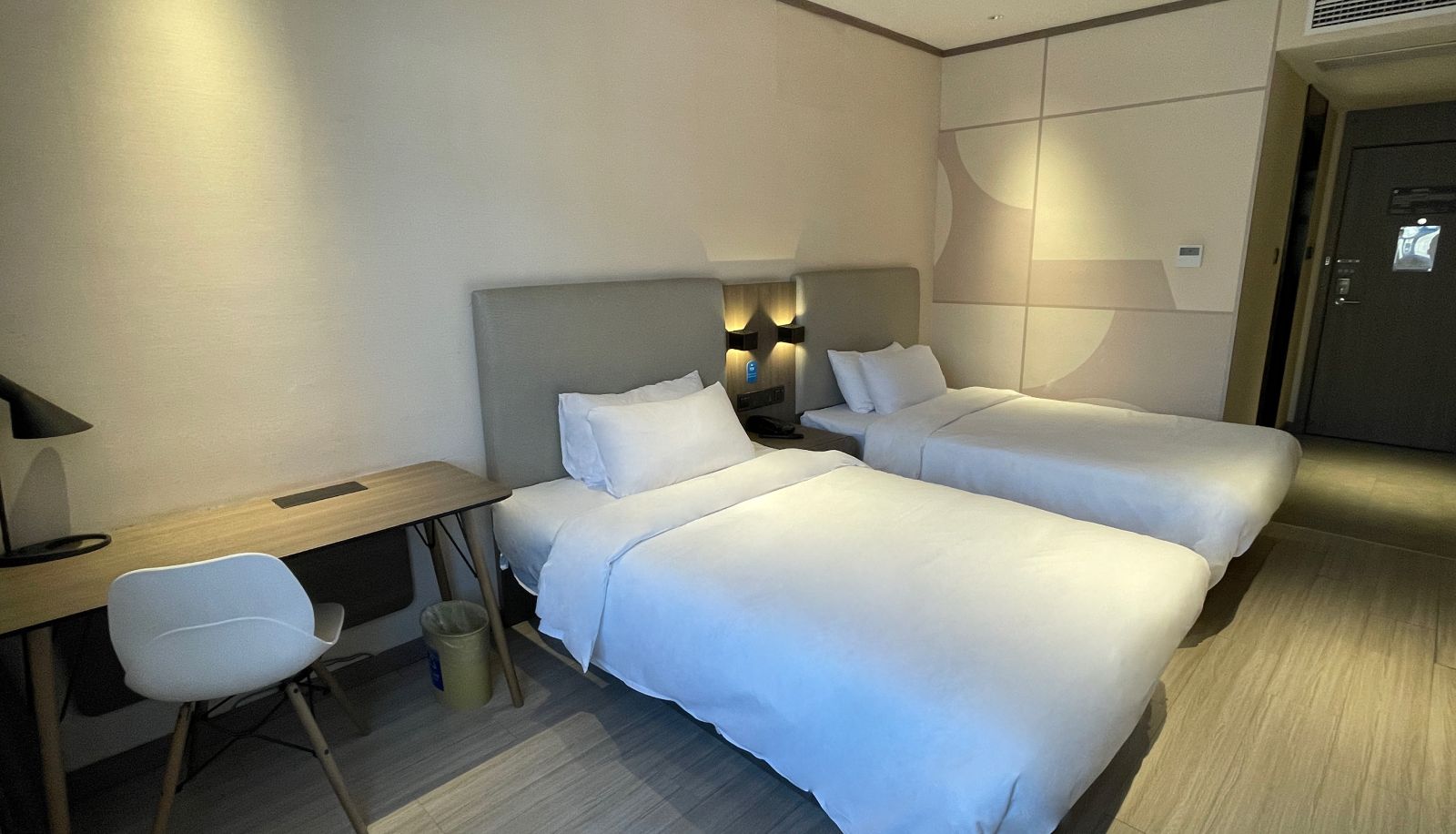 Zimmer - Hanting Beijing Happy Valley wangsiying Bridge Hotel