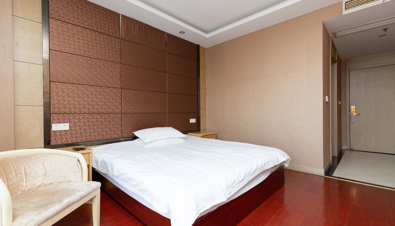 Zimmer - Yilai town Jiangnan Station Hotel
