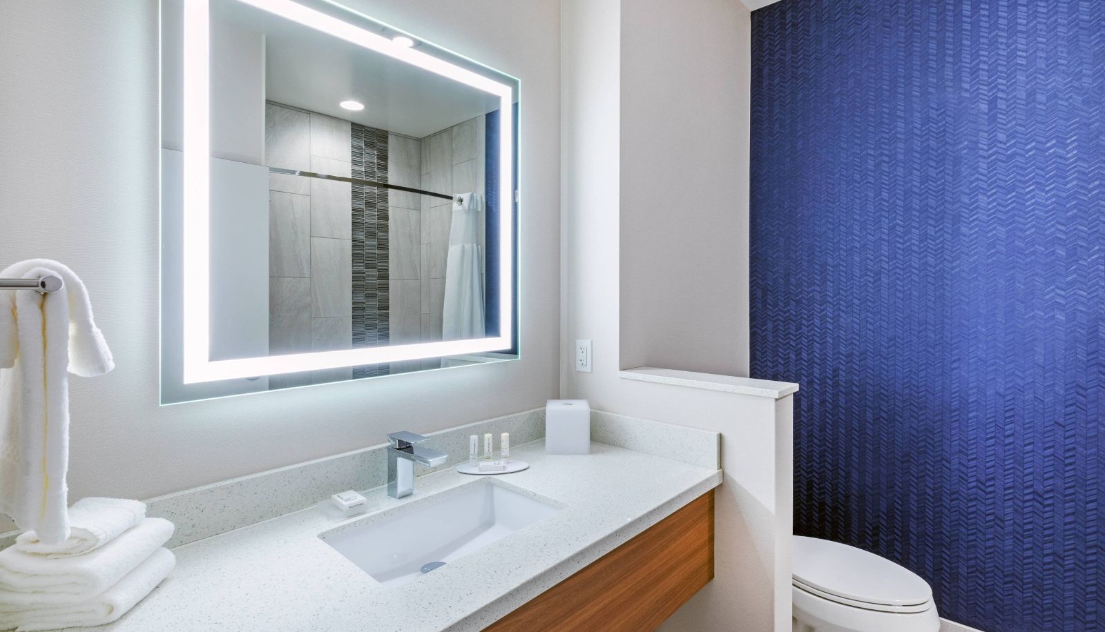 Zimmer - Fairfield by Marriott Inn and Suites Aberdeen SD