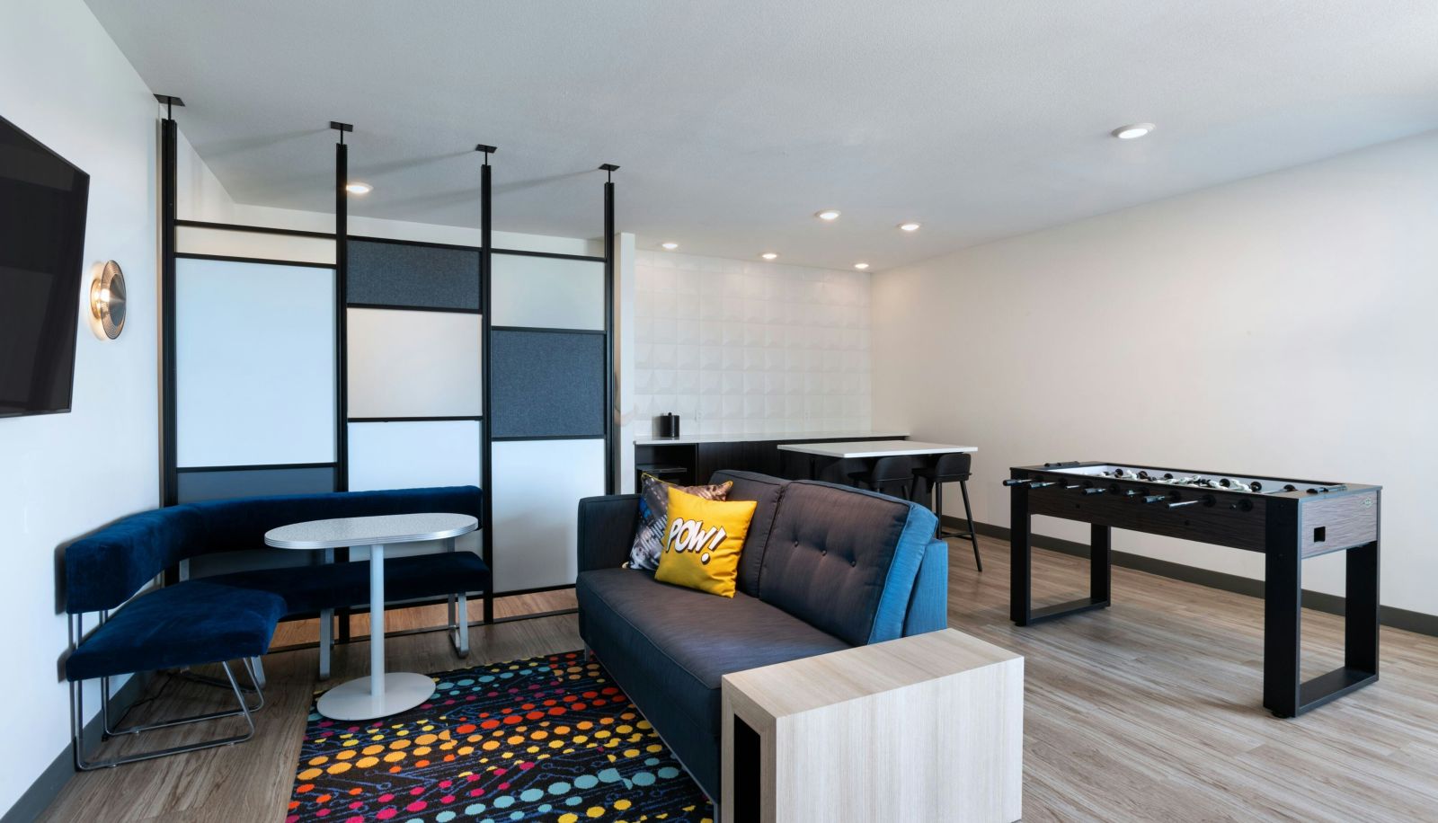 Room - Aloft Omaha West