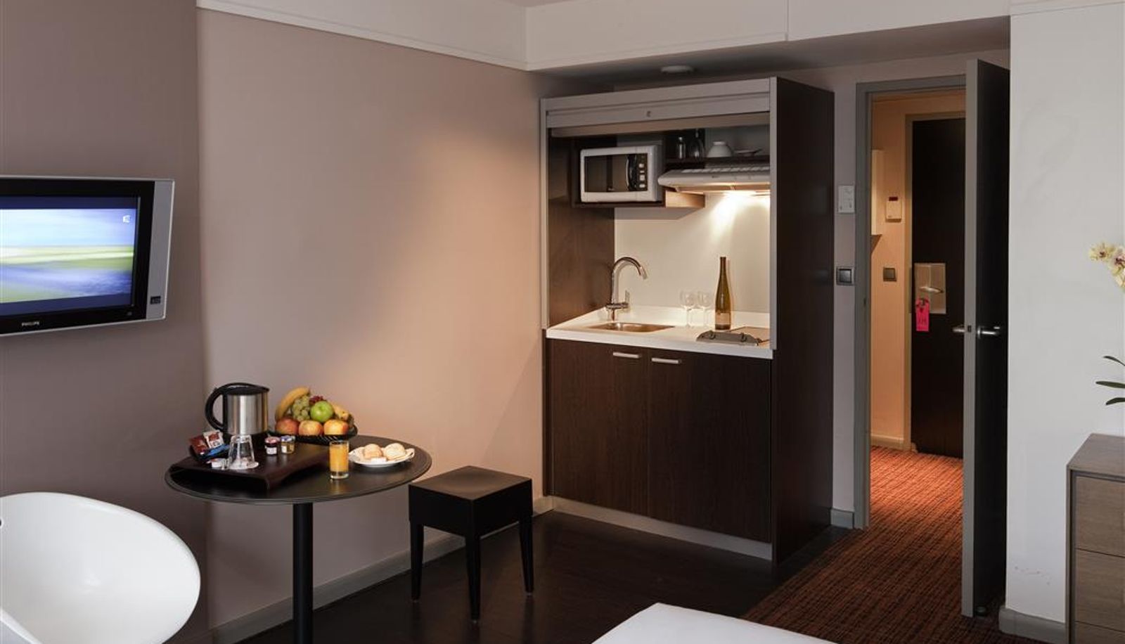 Kamer - Résidence Mercure Paris La Défense Grande Arche