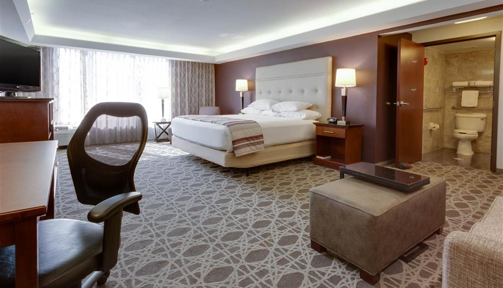 Room - Drury Inn and Suites Kansas City Overland Park
