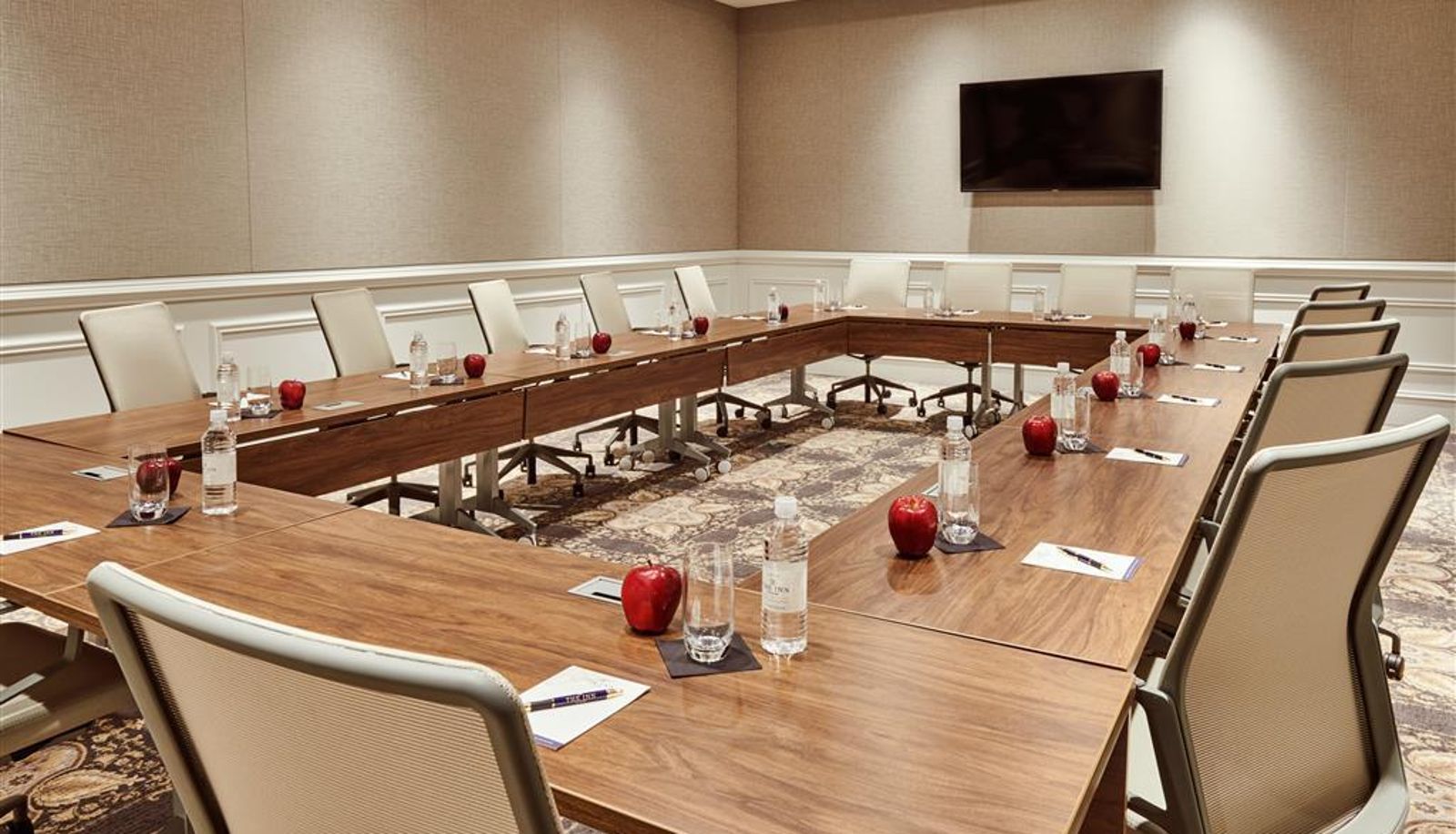 Conference room - Inn at Elon
