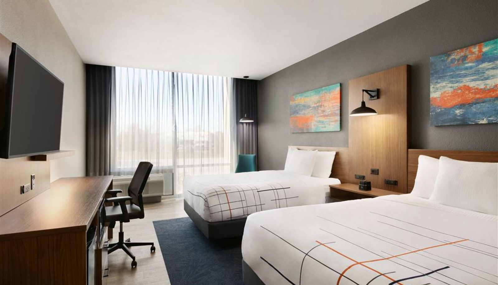 Zimmer - La Quinta Inn & Suites by Wyndham College Station North