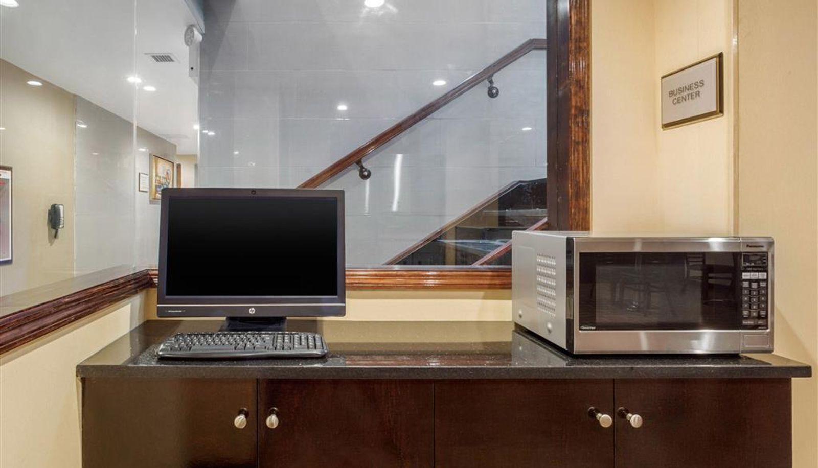 Centro de negocios - The L Hotel Ascend Hotel Collection