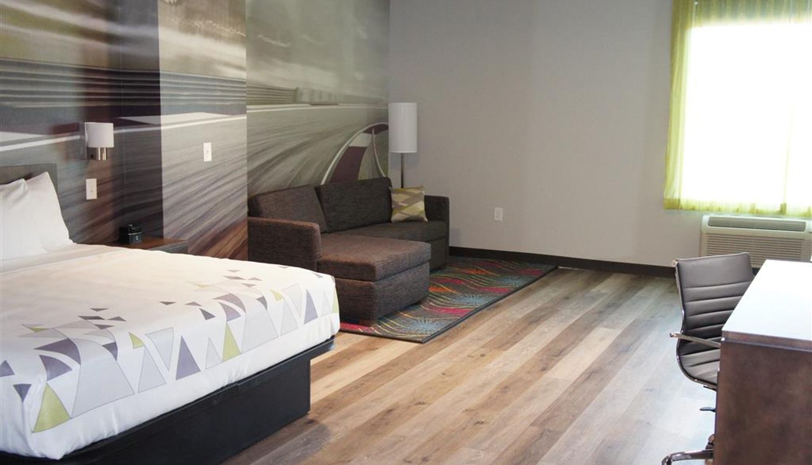 Room - La Quinta Inn & Suites by Wyndham Braselton