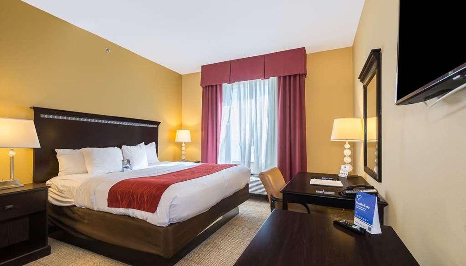Apartment - Comfort Inn & Suites Maingate South