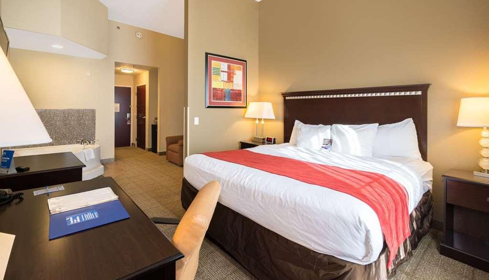 Apartment - Comfort Inn & Suites Maingate South