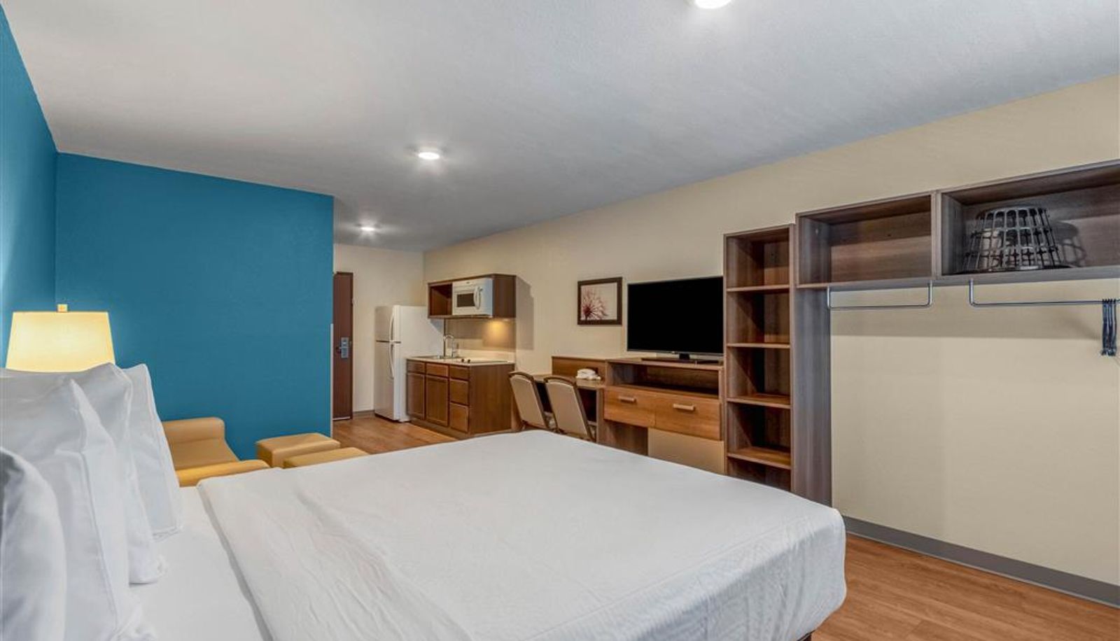 Camera - WoodSpring Suites Miramar