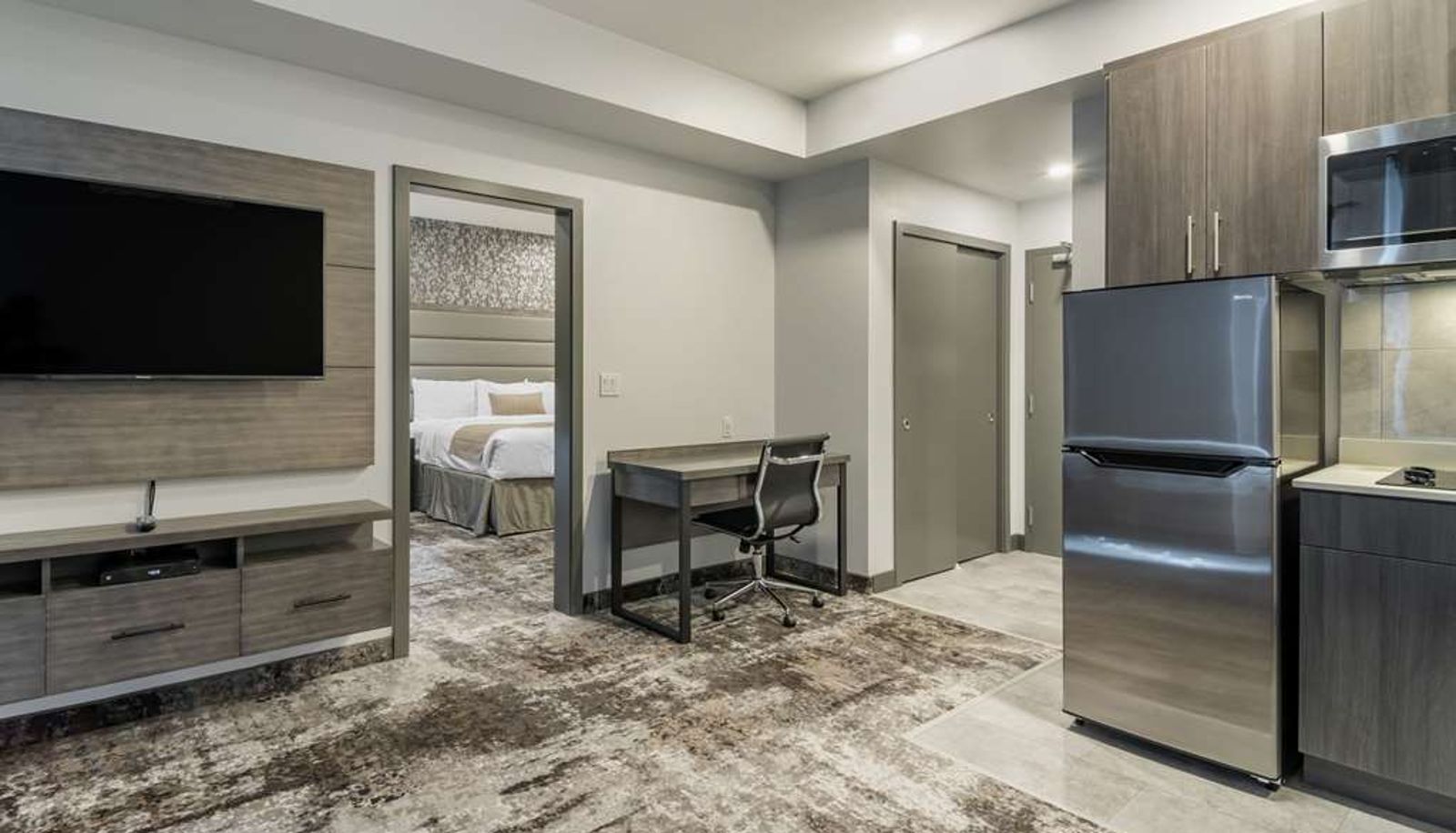 Suite - The Hue Hotel an Ascend Collection Hotel