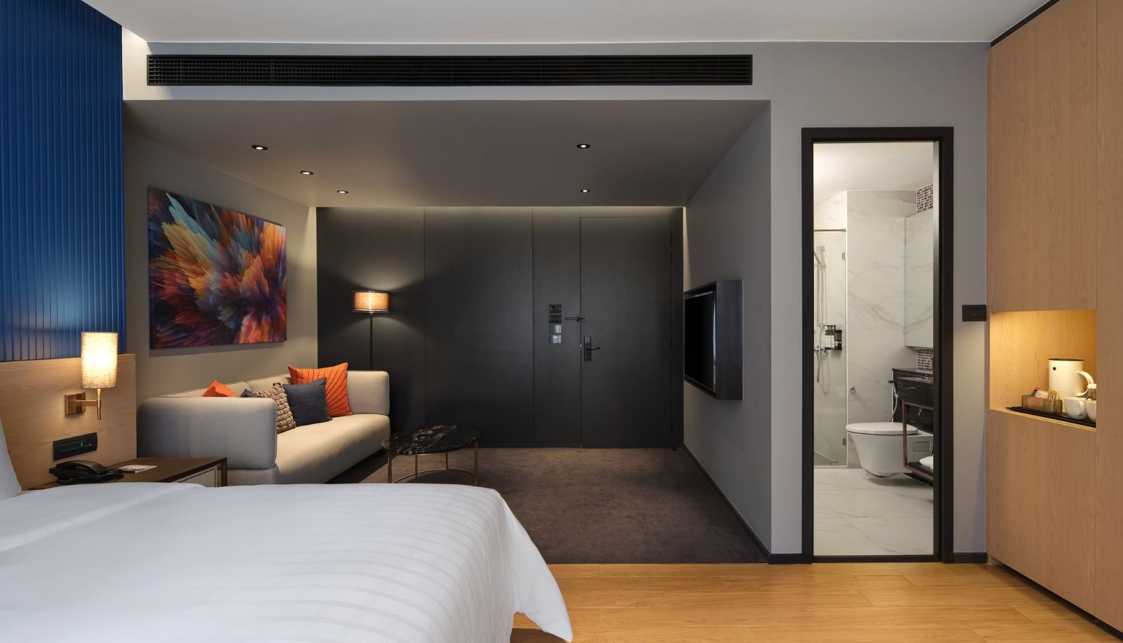 Camera - Vignette Collection SINDHORN MIDTOWN HOTEL BANGKOK by IHG