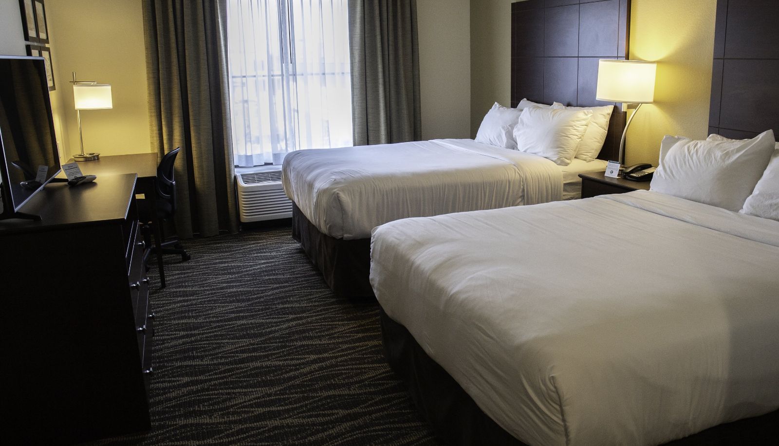 Room - Cobblestone Hotel & Suites - Two Rivers