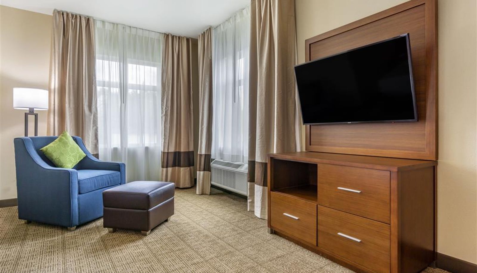 Room - Comfort Inn & Suites Lakewood by JBLM