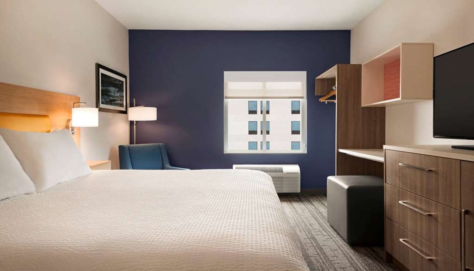 Zimmer - Days Inn & Suites by Wyndham Beaumont West / I-10 & Walden