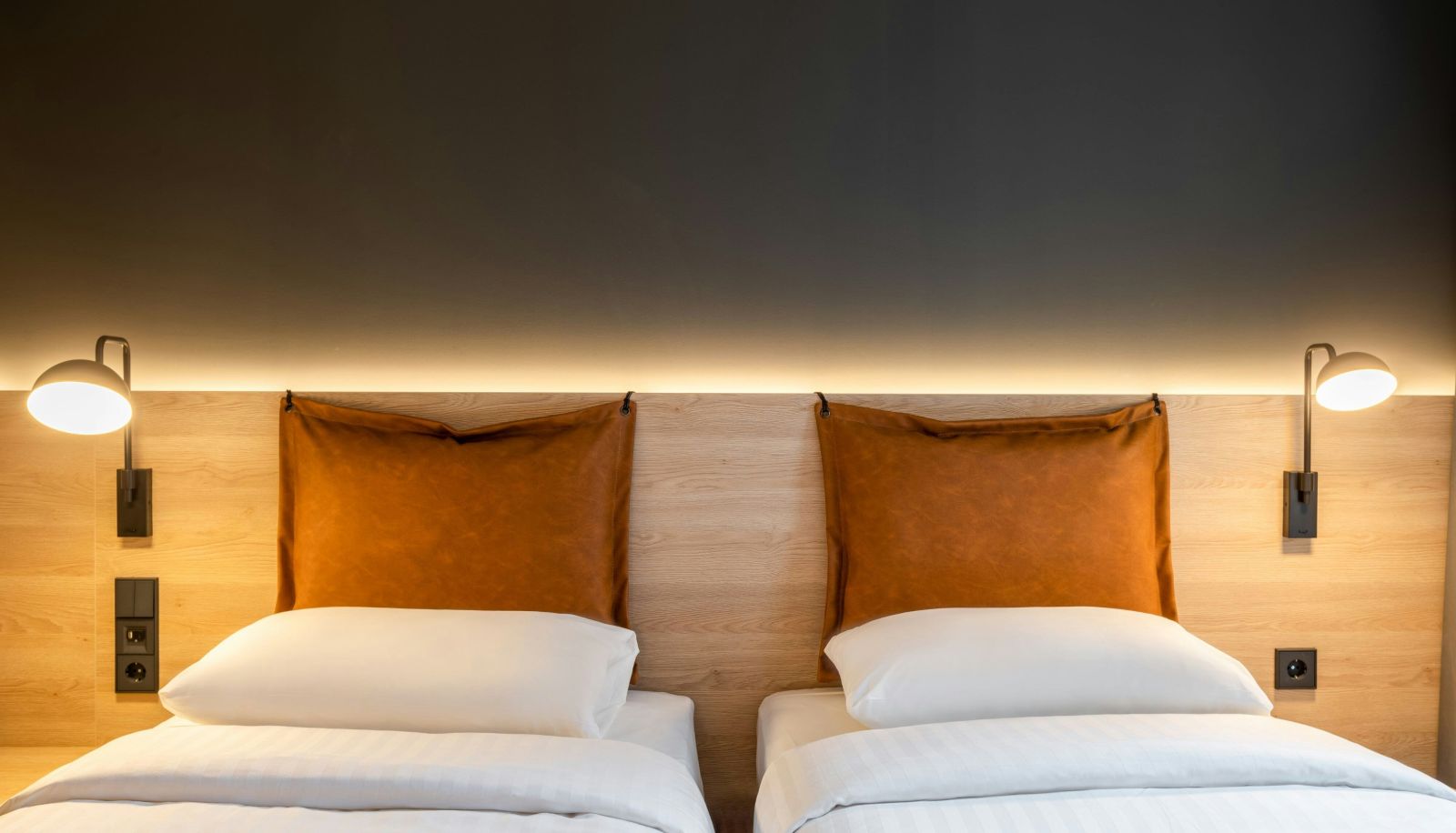 Room - Moxy Brussels City Center