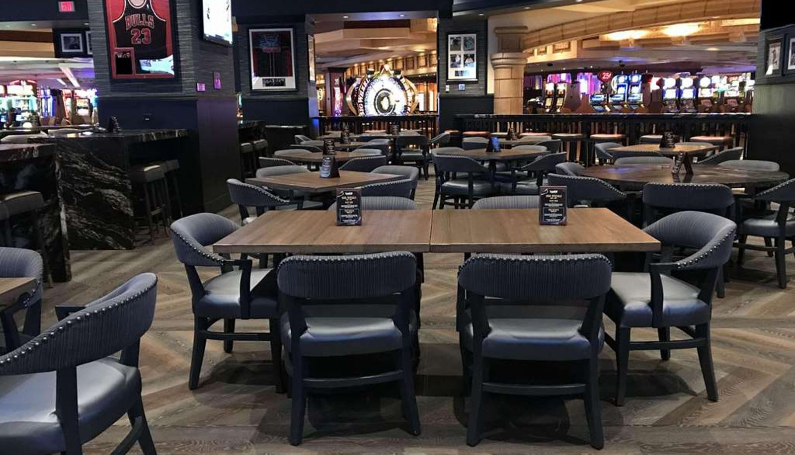 Bar - Treasure Island Las Vegas - TI Hotel & Casino a Radisson Hotel