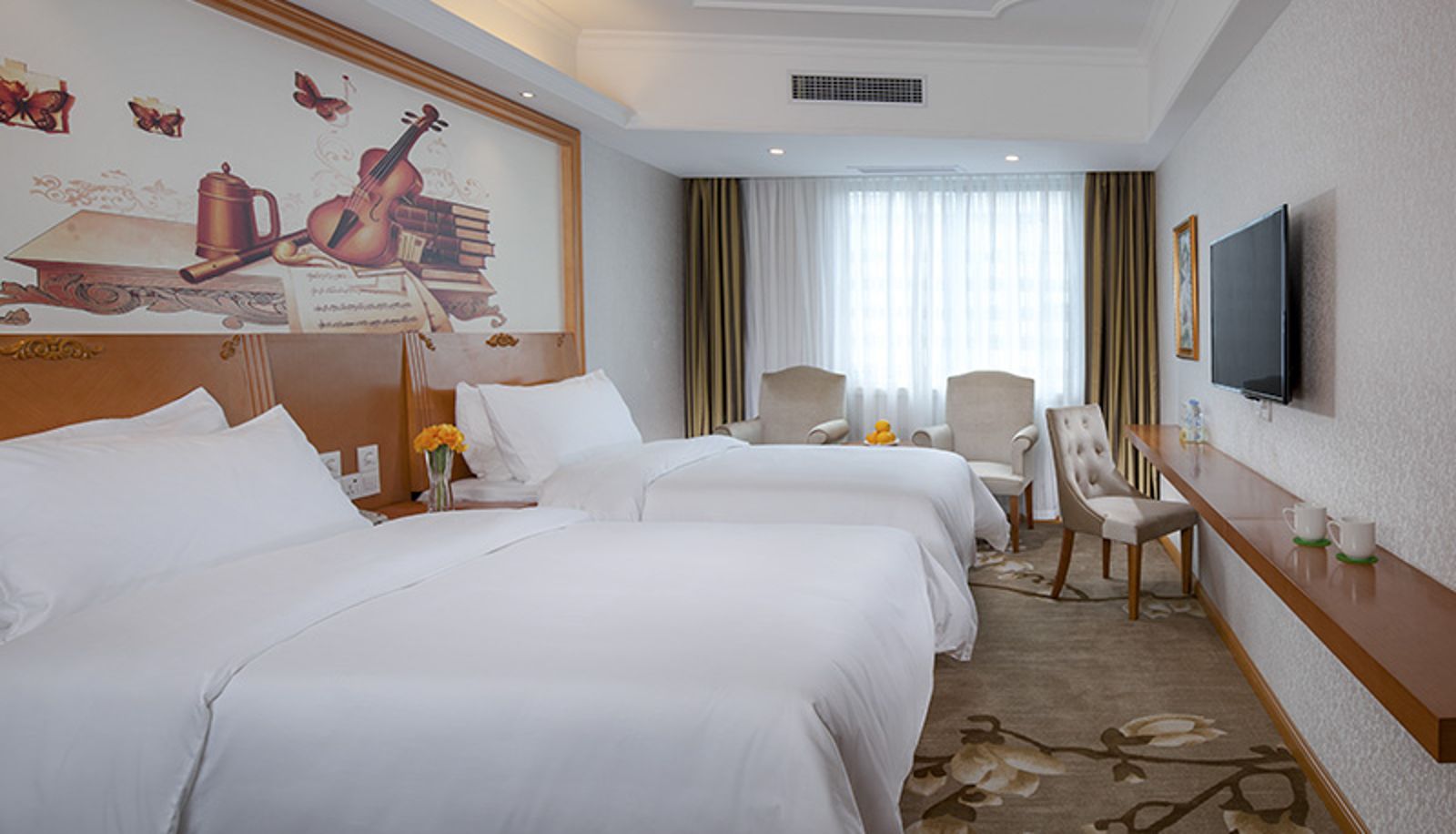 Camera - Vienna Classic Hotel(Guangdong Huizhou Honghuahu Longfeng Hotel) Honghua Lake scenic spot, Huizhou, Guangdong