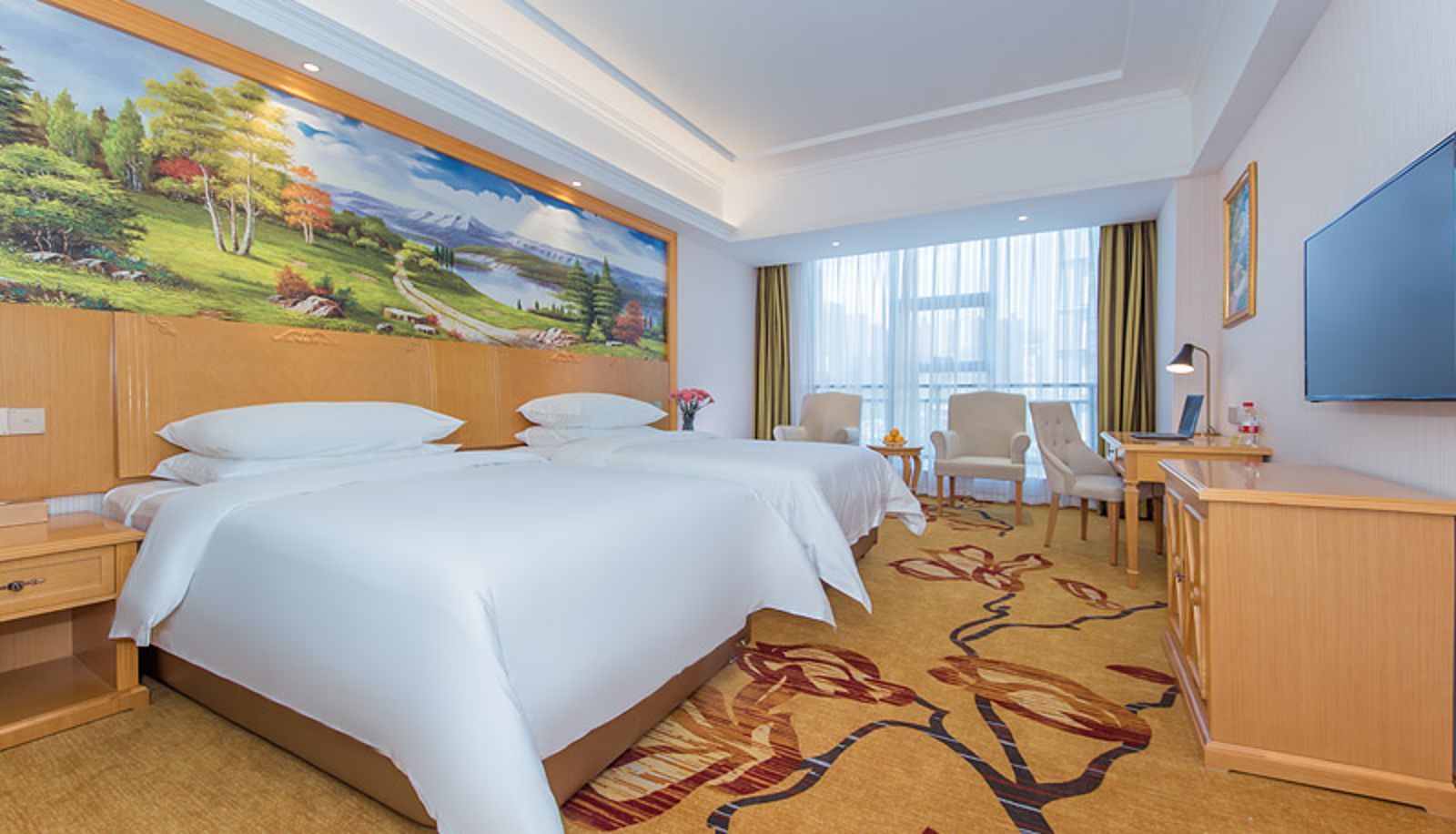 Room - Vienna Hotel (Shiyan shanghai road Hotel) Shanghai Road, Shiyan