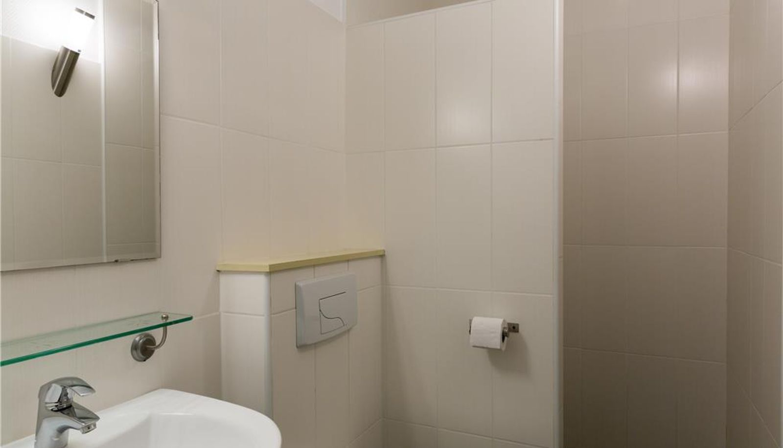 Zimmer - Dreux Nord  Hôtel La Dousseine The Originals Access
